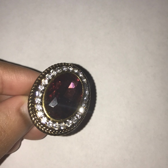 Ring - Picture 2 of 5